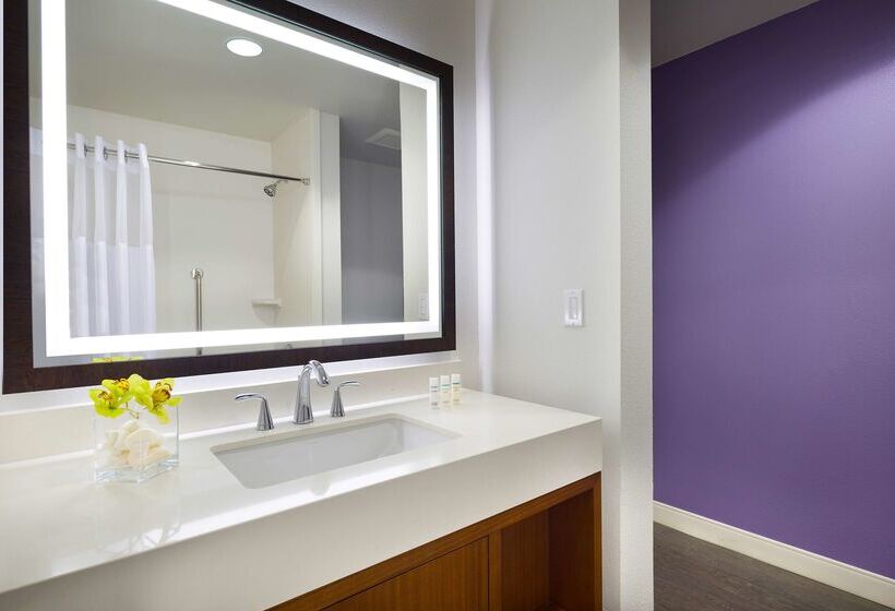 استراحتگاه Hilton Garden Inn Kauai Wailua Bay