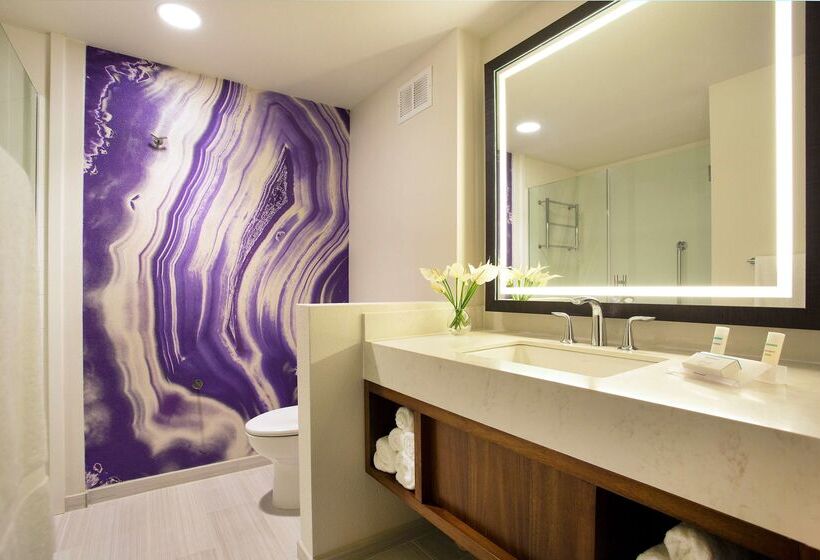 استراحتگاه Hilton Garden Inn Kauai Wailua Bay