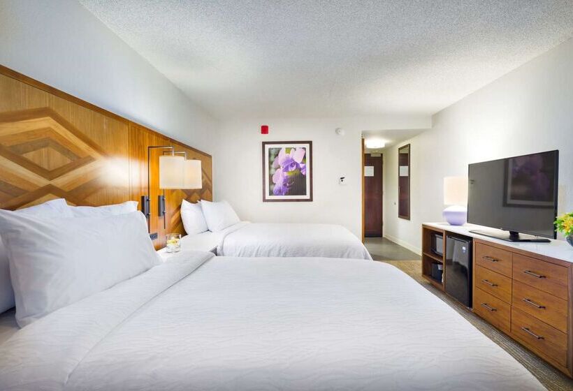 استراحتگاه Hilton Garden Inn Kauai Wailua Bay