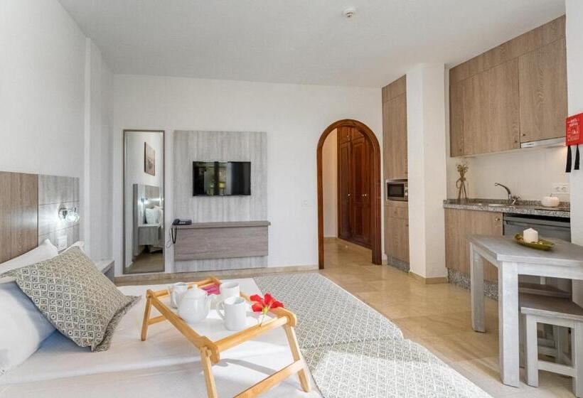 Klayman Olivina Apart