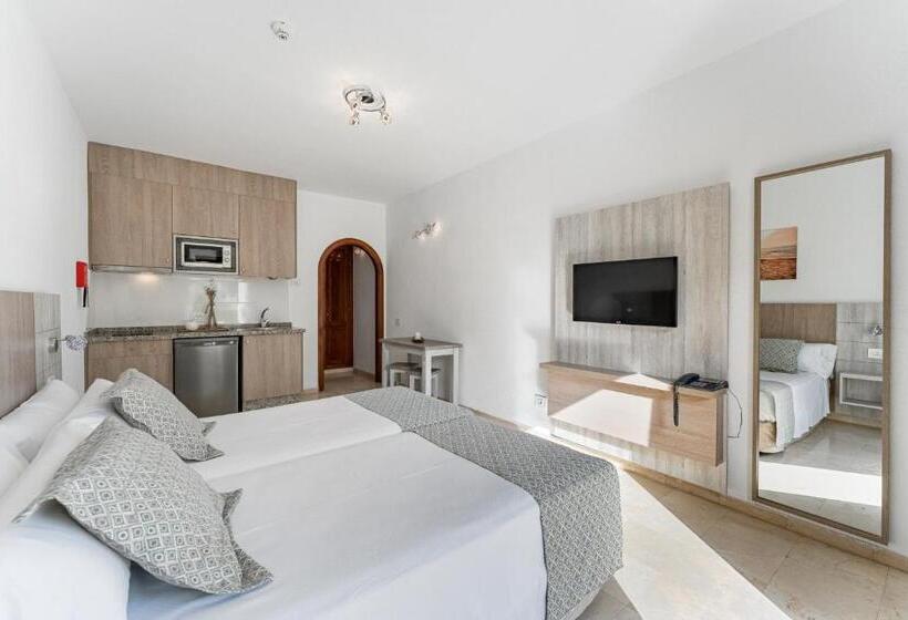 Klayman Olivina Apart