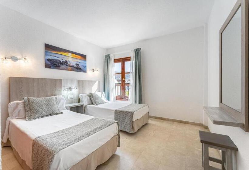 Klayman Olivina Apart