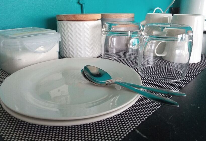 Asylum Sydney Backpackers Hostel