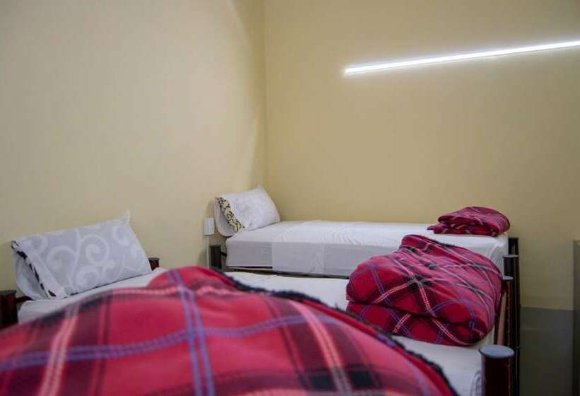 تختخواب و صبحانه La Casa De Garces