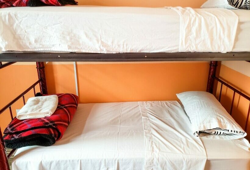 تختخواب و صبحانه La Casa De Garces