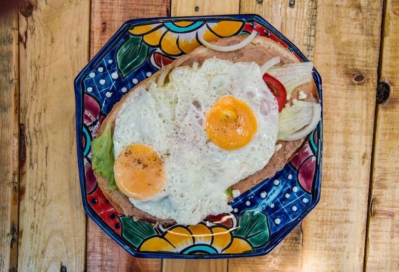 تختخواب و صبحانه La Casa De Garces