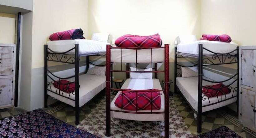 تختخواب و صبحانه La Casa De Garces