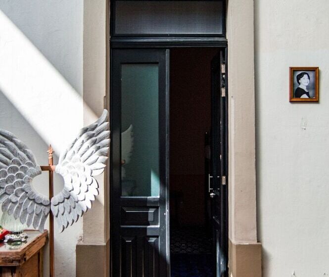 تختخواب و صبحانه La Casa De Garces