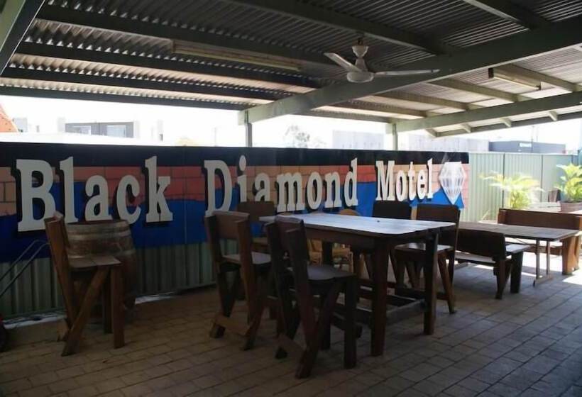 Black Diamond Motel