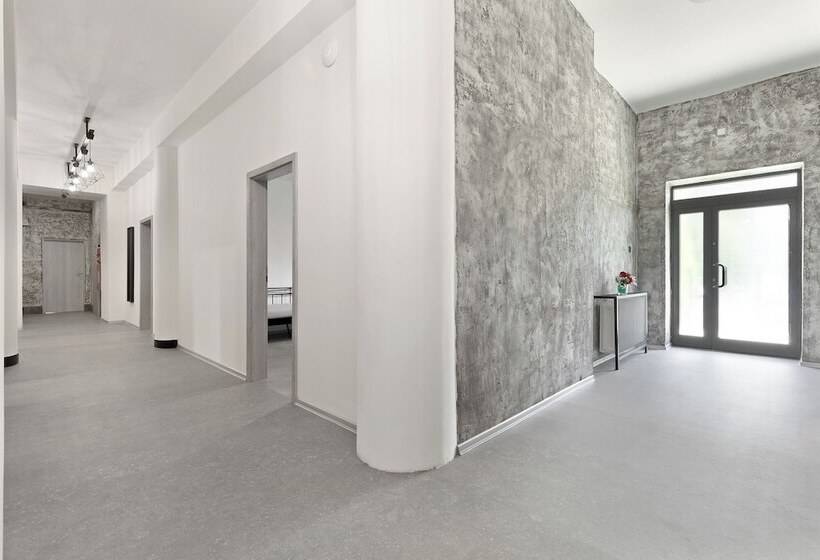 Hostel Na šalamouně