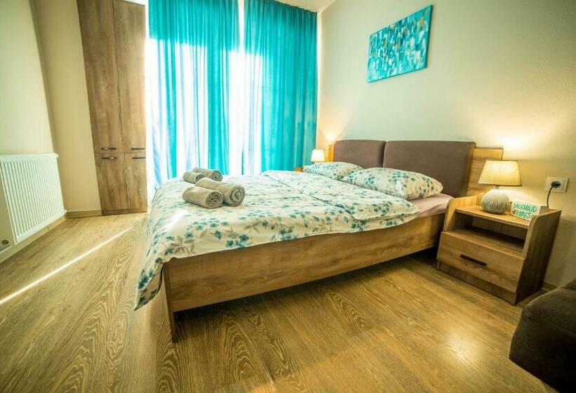 هتل Bakuriani Plaza A 208