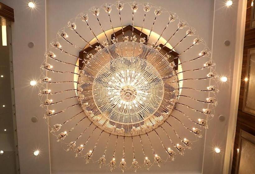 ホテル Dara Royale