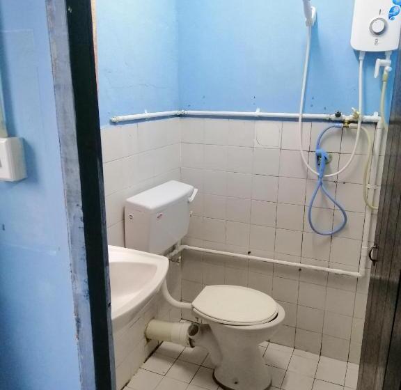 בית מלון כפרי Spot On 89916 Gold Star