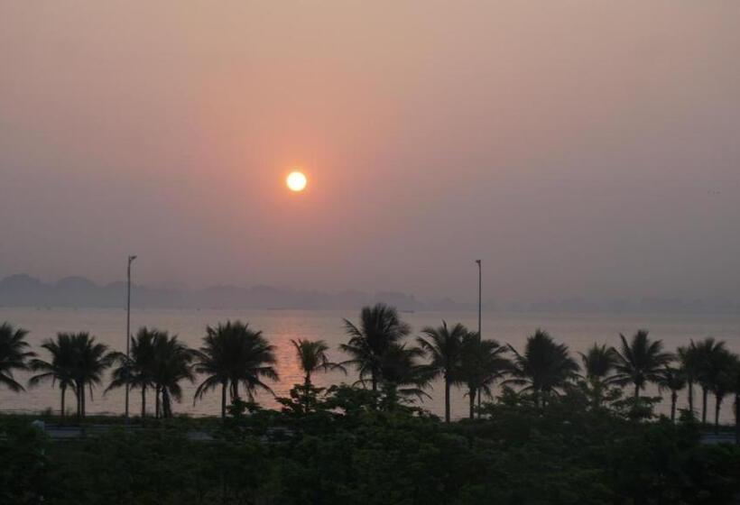 هتل Golden Palm Halong