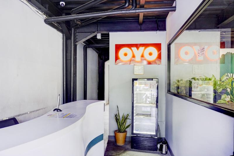 فندق Oyo 1805 Fatmawati Mansion Syariah