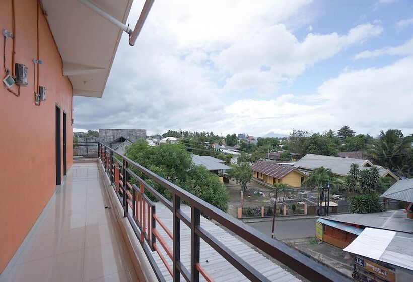 בית מלון כפרי Oyo 2639 Oxy Townhouse