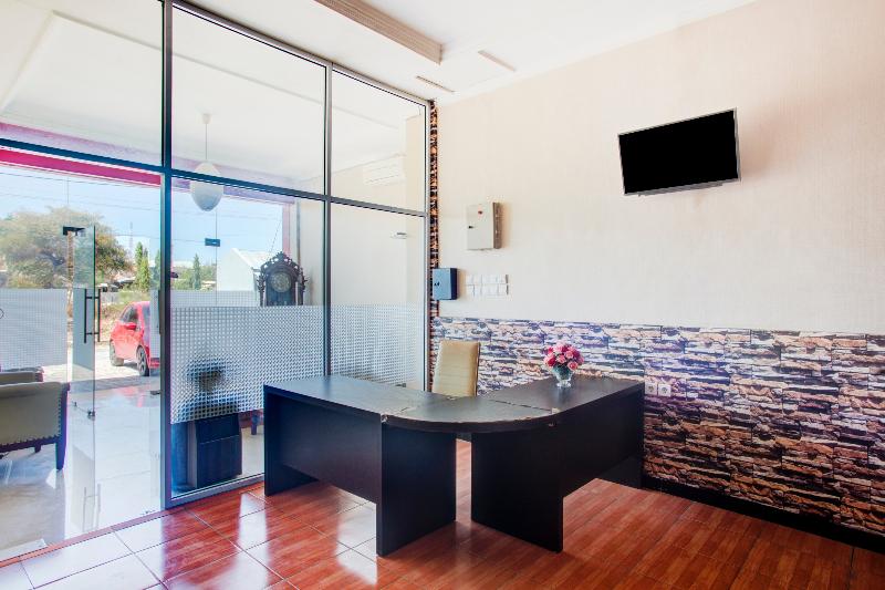 בית מלון כפרי Oyo 2965 Silvia Homestay