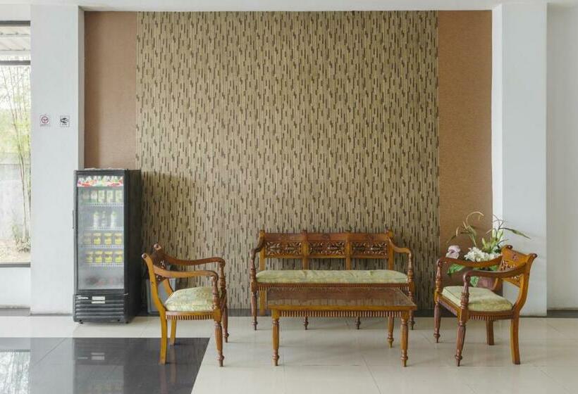 Отель Oyo 3343 Sunrise