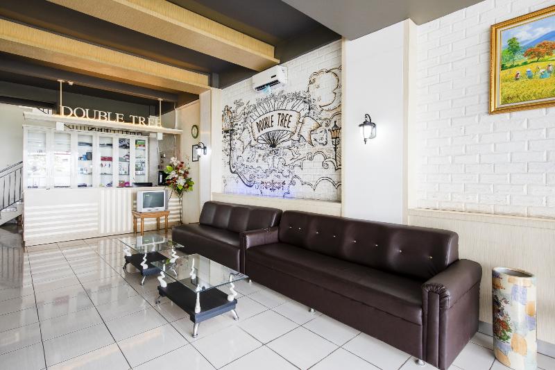 호텔 Oyo 3746 Double Tree Guesthouse