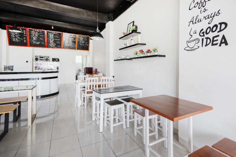 호텔 Oyo 3746 Double Tree Guesthouse