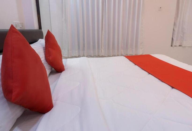 ホテル Oyo 66478 Sai