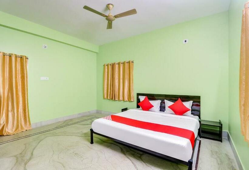 ホテル Oyo 67035 M Palace