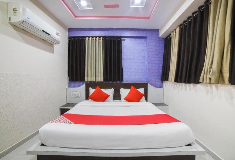 ホテル Oyo 70175 Green Palace