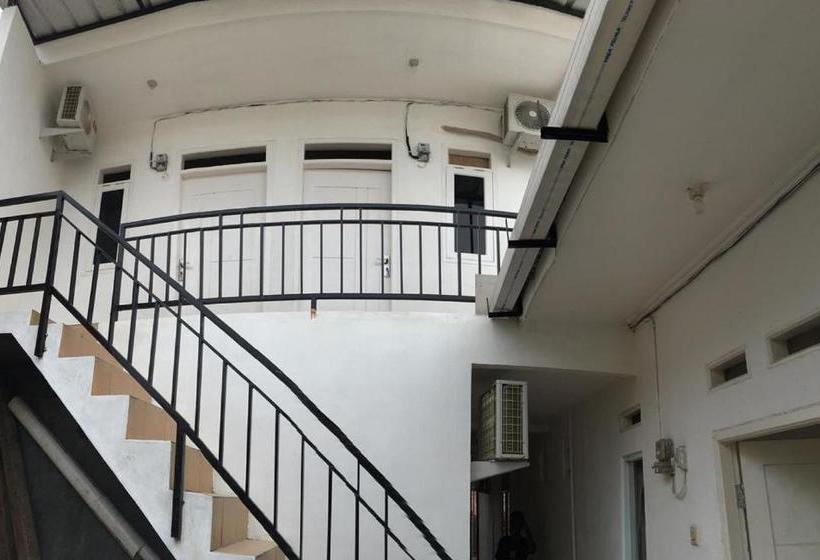 فندق Oyo Life 2877 Gardenia Residence 2 Duri Kosambi