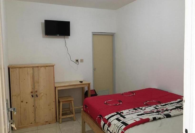 فندق Oyo Life 2877 Gardenia Residence 2 Duri Kosambi