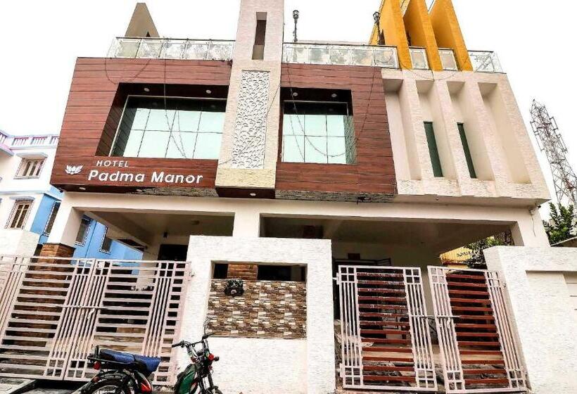 בית מלון כפרי Padma Manor