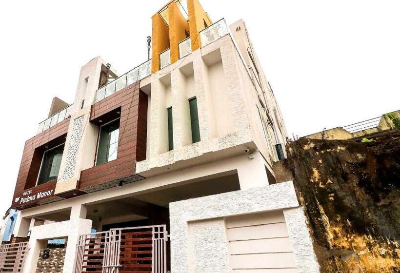 בית מלון כפרי Padma Manor