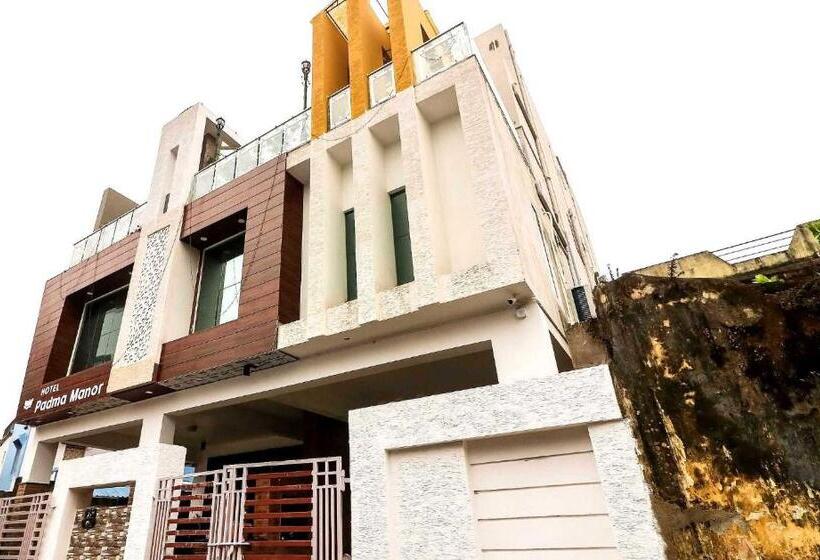 בית מלון כפרי Padma Manor