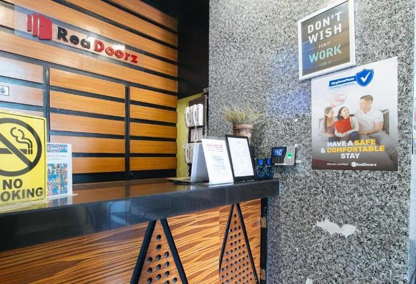 هتل Reddoorz Near Quiapo Church Manila