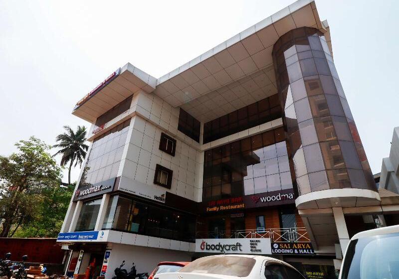 호텔 Capital O Sai Arya Residency