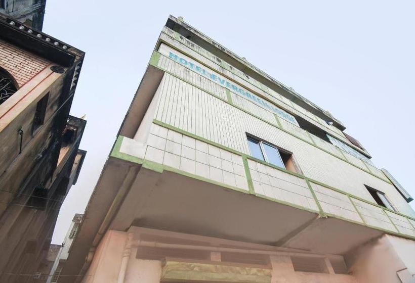فندق Vaccinated Staff  Spot On 67528  Evergreen