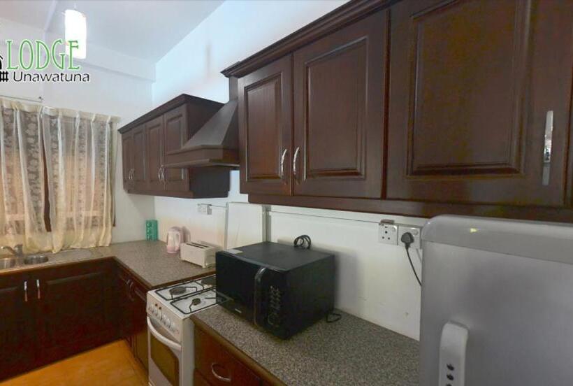 酒店 The Lodge Unawatuna