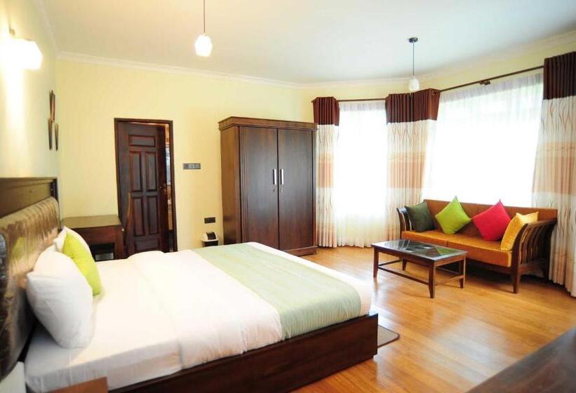 Отель Tea Queens Bungalow