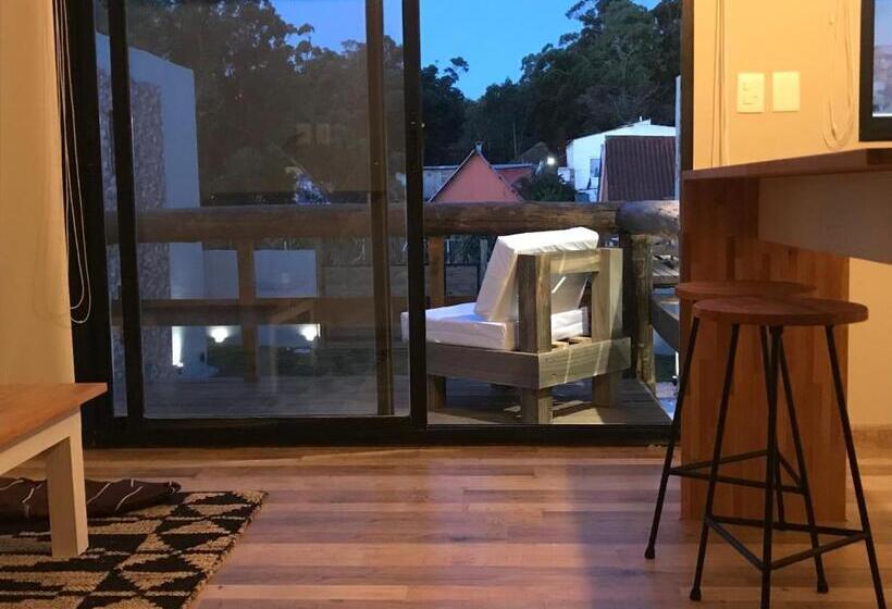 Las Esteñas , Casas Del Mar