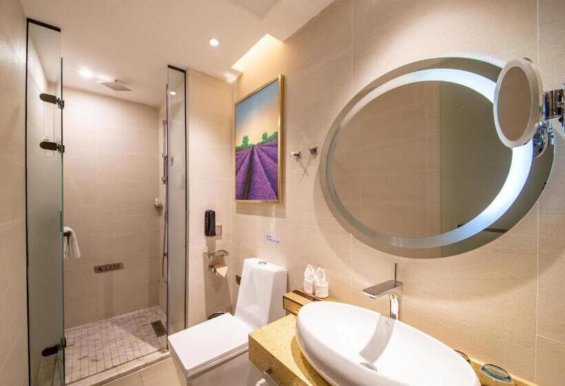 Lavande Hotel Xiangyang Train Station Peoples Square