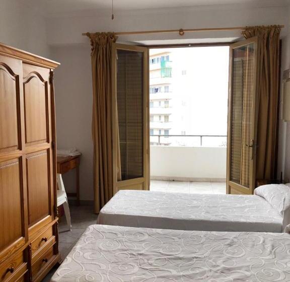 پانسیون Casa De Huespedes El Almendro