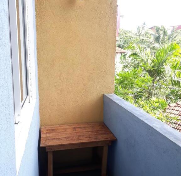 膳宿费 Coconut Reach