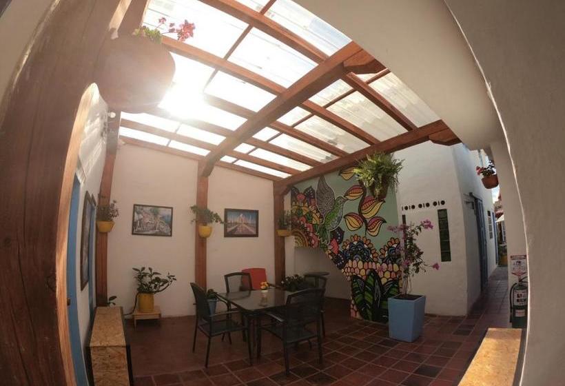 ペンション Villa Chie Plaza Mayor