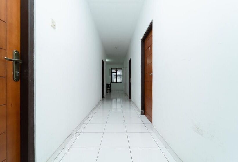 펜션 Koolkost Syariah Computer University Of Indonesia