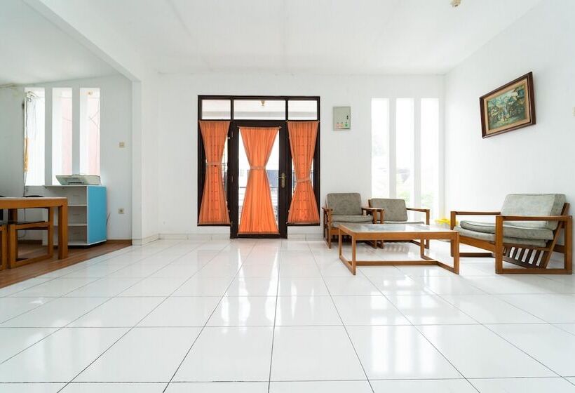 펜션 Koolkost Syariah Computer University Of Indonesia