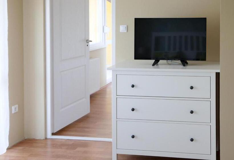 פנסיון Levendula Apartmanház