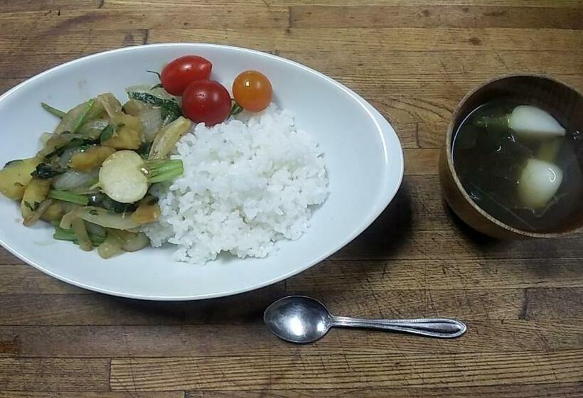 ペンション Niseko Higashiyama Guest House