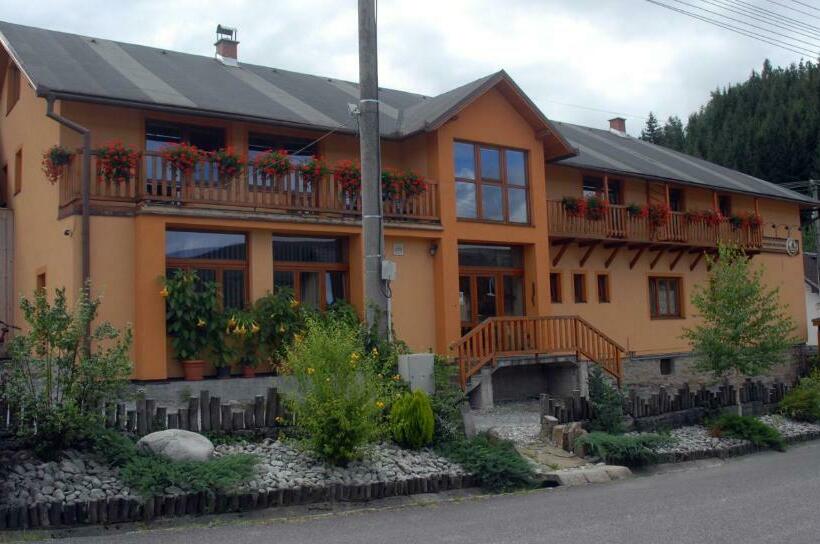 펜션 Penzión Pod Kýčerou