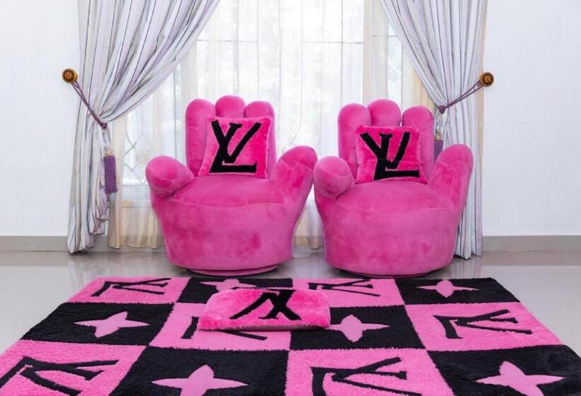 پانسیون Reddoorz Premium @ Sea Residence Manado