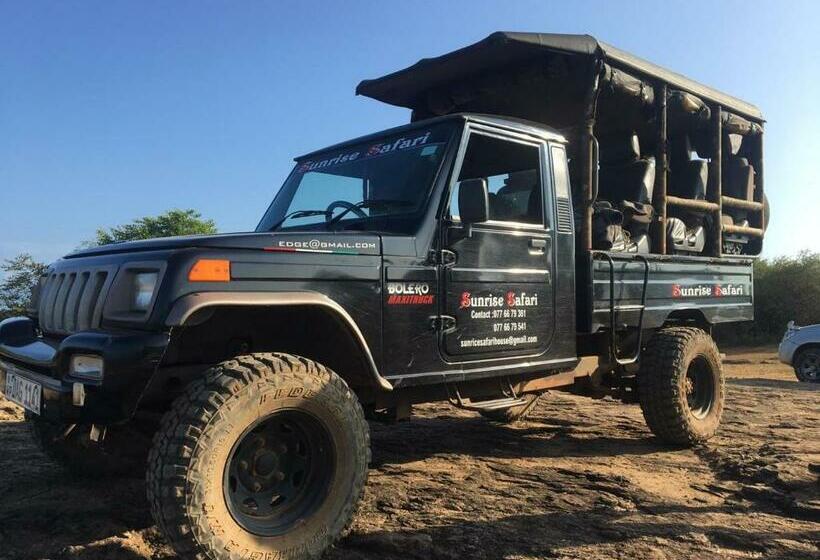 بنسيون Sunrise Safari House