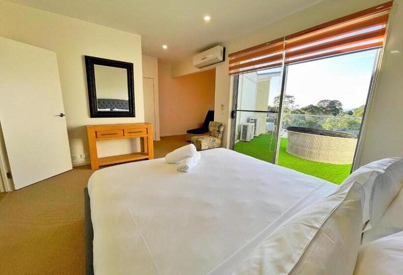 Phillip Island Towers